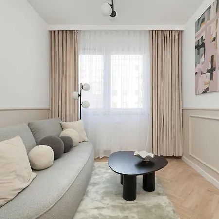 Elegant With Parking Near The Odra River By Renters Prestige