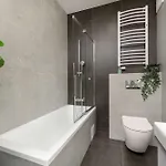 Elegant With Parking Near The Odra River By Renters Prestige