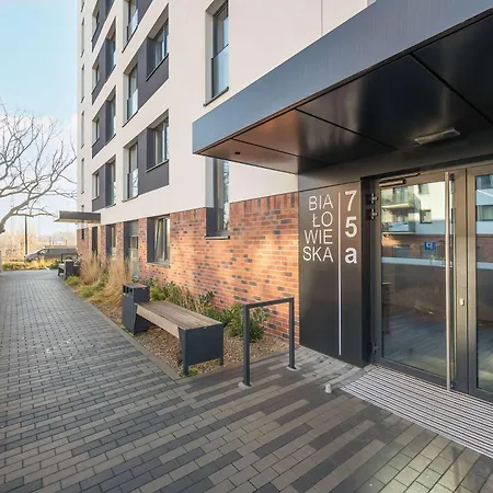 Elegant With Parking Near The Odra River By Renters Prestige Apartment Breslau