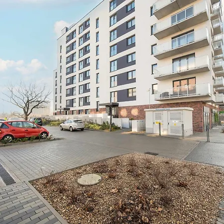 Elegant With Parking Near The Odra River By Renters Prestige Breslau